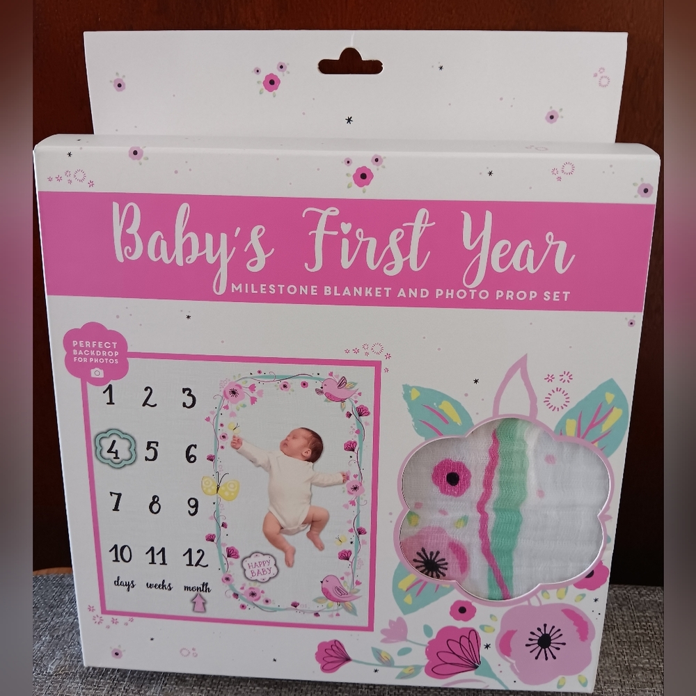 NIB BABY FIRST YEAR MILESTONE BLANKET & PHOTO SHOP SET Great Baby Gift